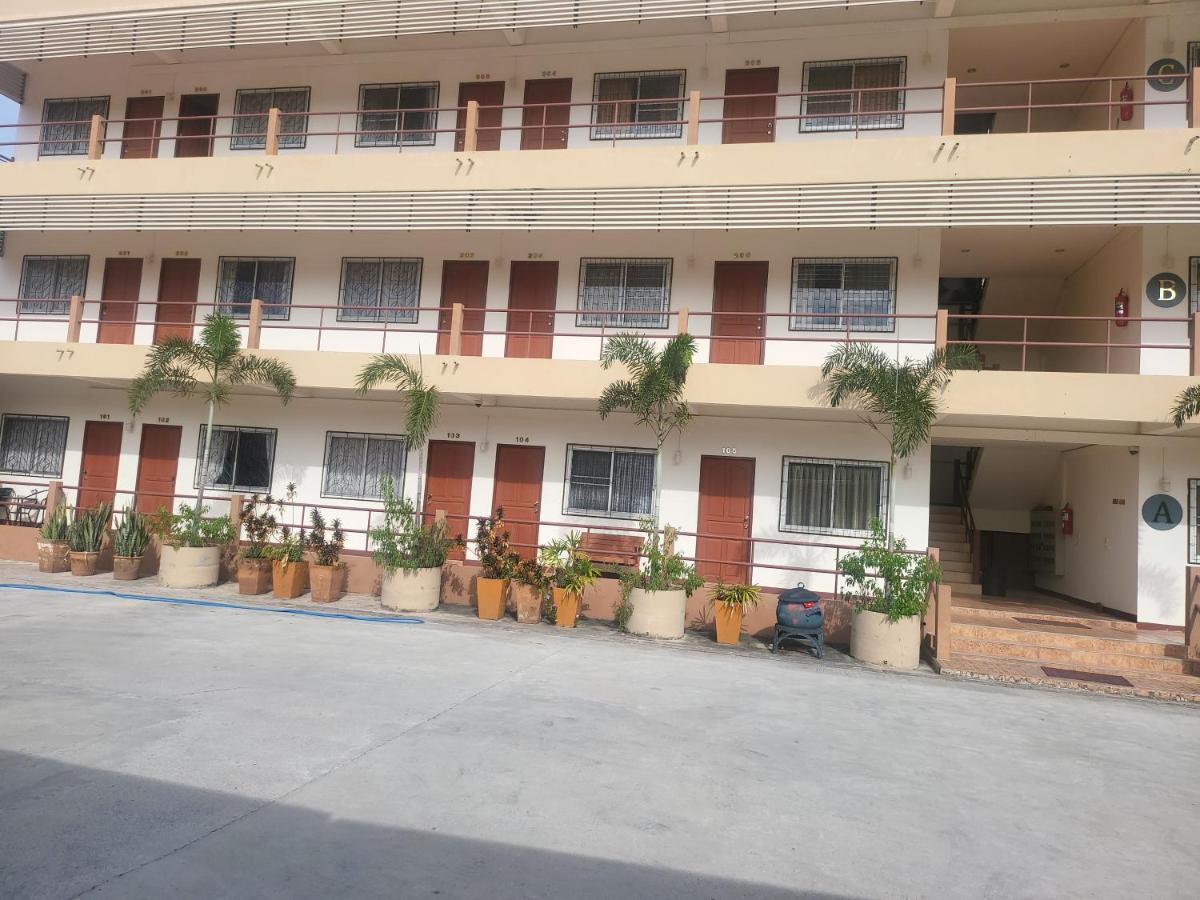 Ekaluk Place Inn Pattaya Exterior photo
